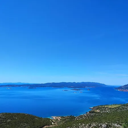 New Adria Mobile - Camp Vala Campeggio *