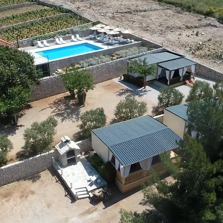 Camping New Adria Mobile - Camp Vala Orebić