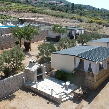 New Adria Mobile - Camp Vala Camping